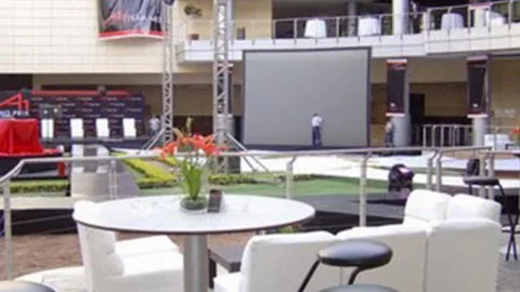 2月10日哈尔滨亚冬会赛事预告：高亭宇冲刺金牌，人民日报客户端同步直播